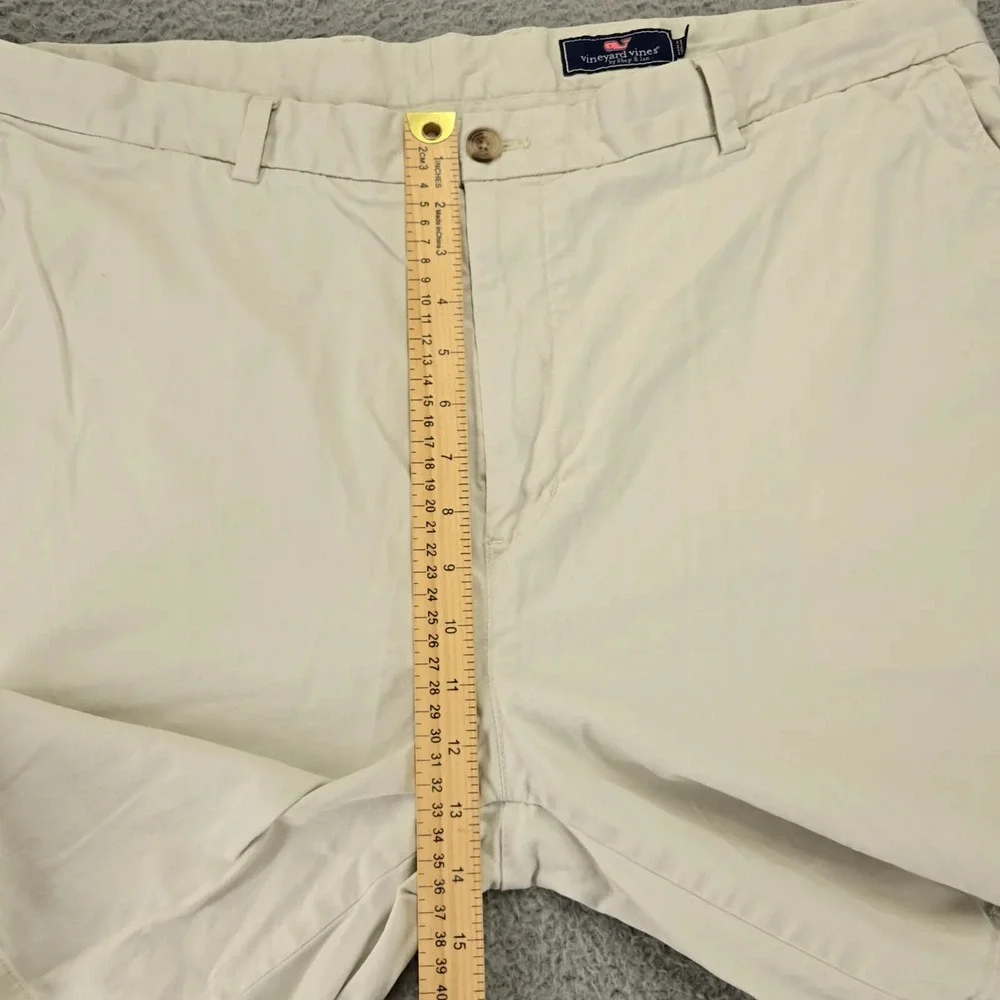 Vineyard Vines Shorts Mens 42‎ Tan Whale Chino Preppy Golf Flat Front High Rise
